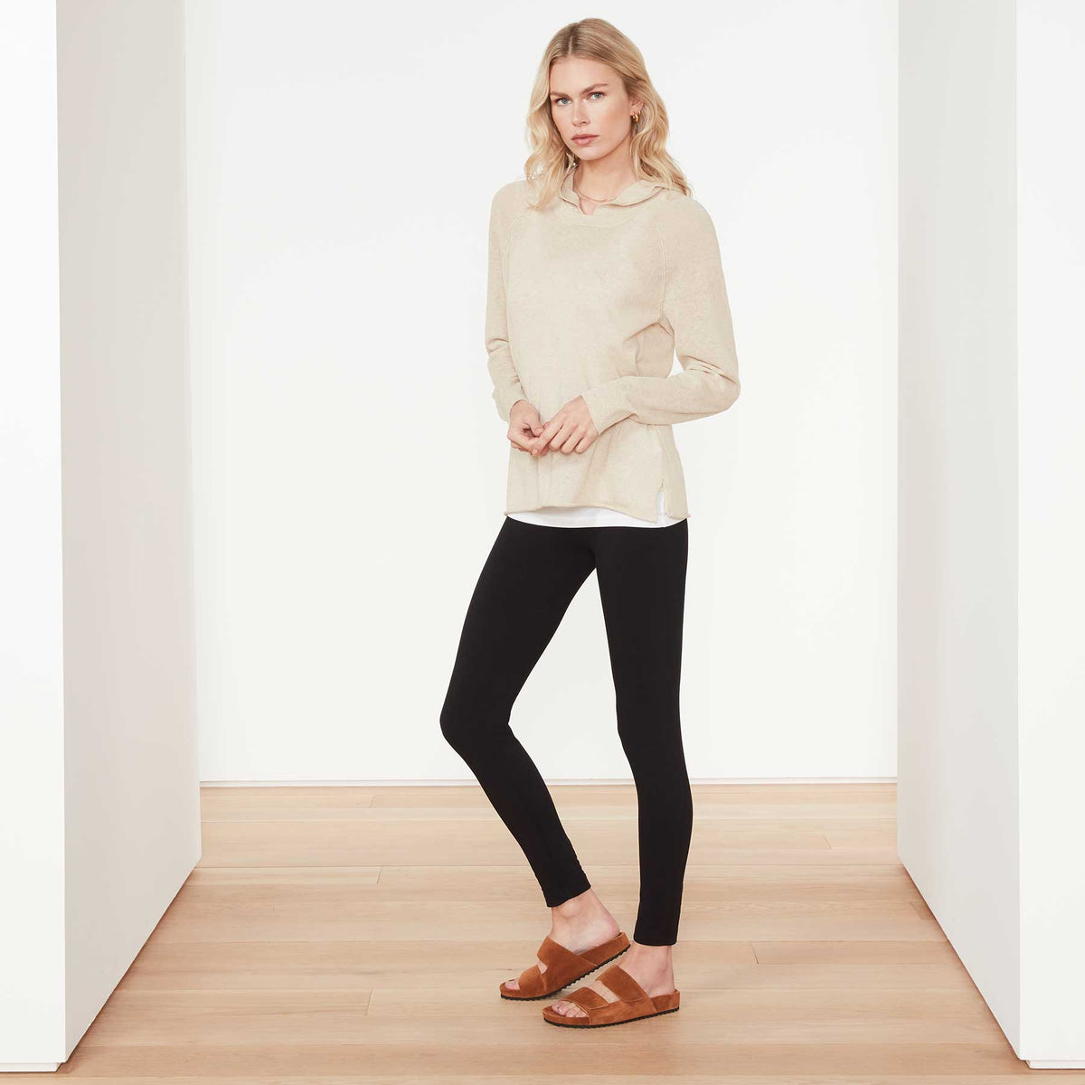 Cotton Linen Raglan Hoodie In Natural | James Perse Los Angeles