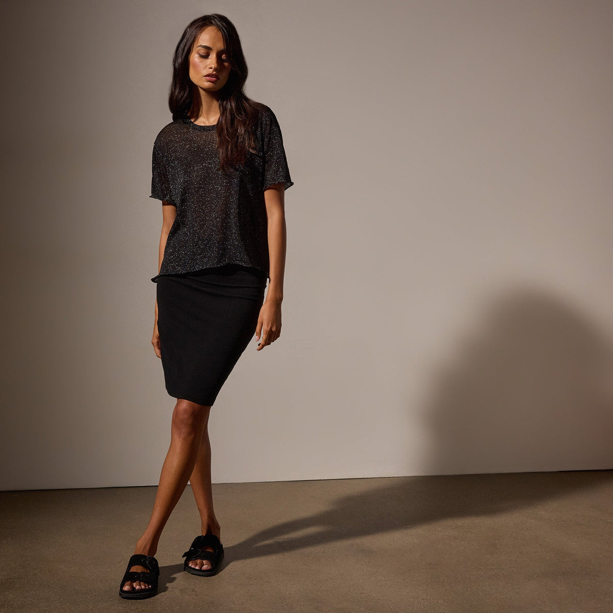 Metallic Knit Short Sleeve Crew in Black | James Perse Los Angeles