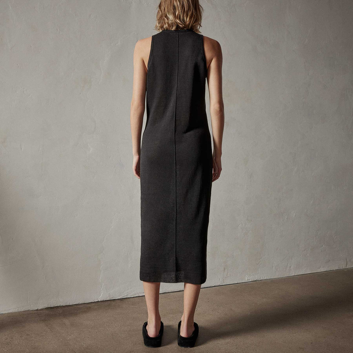Dunes Linen Tank Dress in Black/Black | James Perse Los Angeles