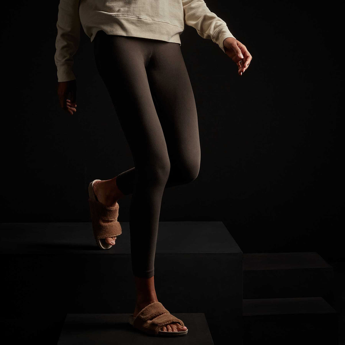 Stretch Jersey Long Leggings - Carbon | James Perse Los Angeles