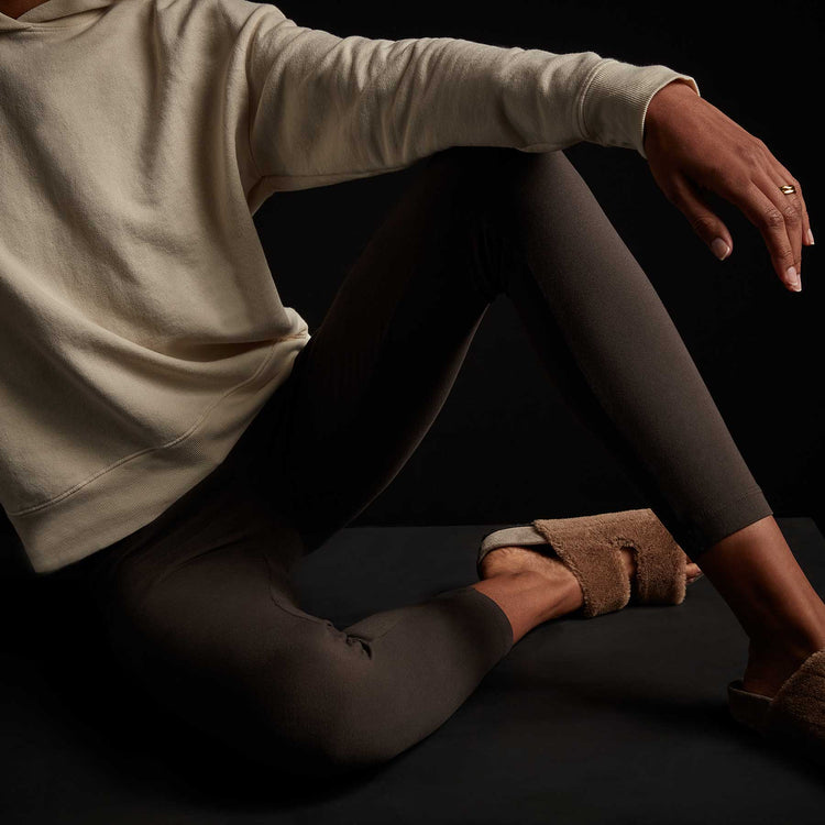 Stretch Jersey Long Leggings - Carbon | James Perse Los Angeles