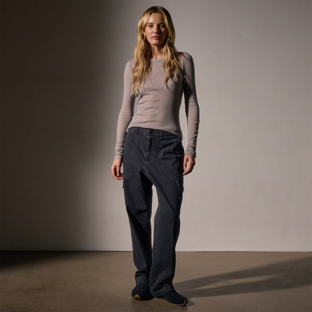 Herringbone Utility Pant in Blue Noir Pigment | James Perse Los Angeles