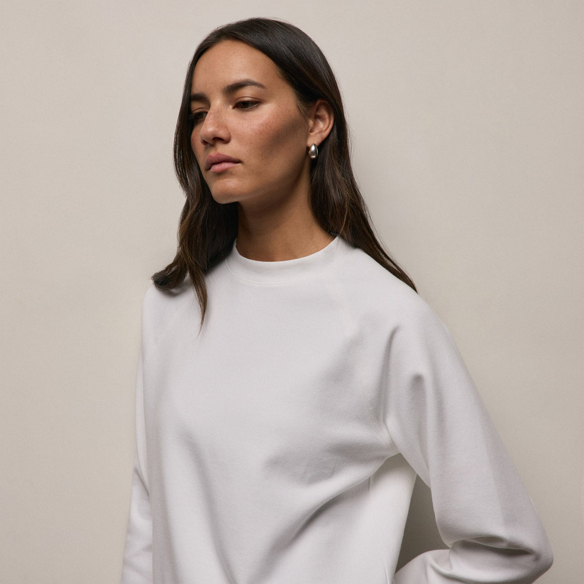 Italian Knit Raglan Mockneck in White | James Perse Los Angeles