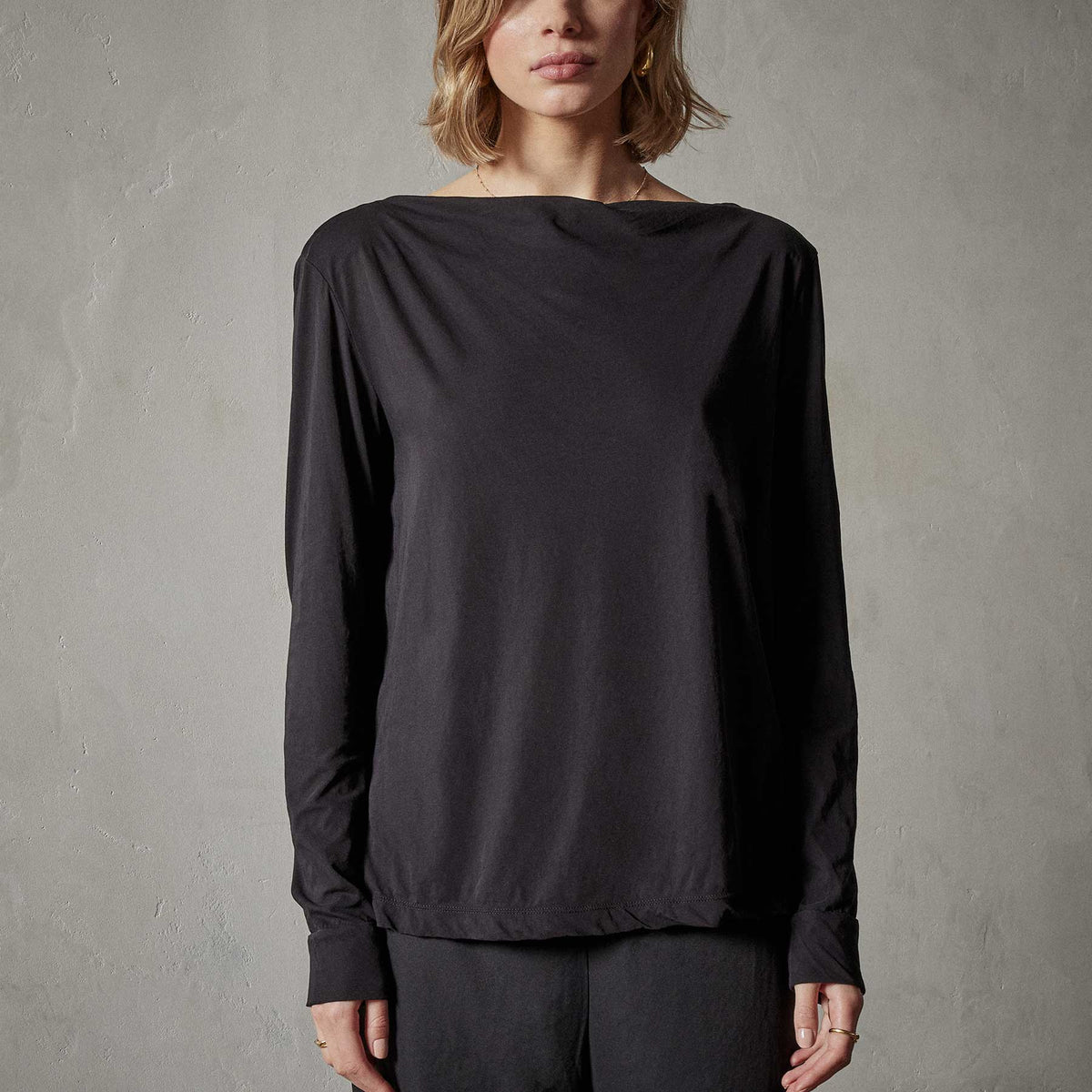 Cove Tee in Black | James Perse Los Angeles