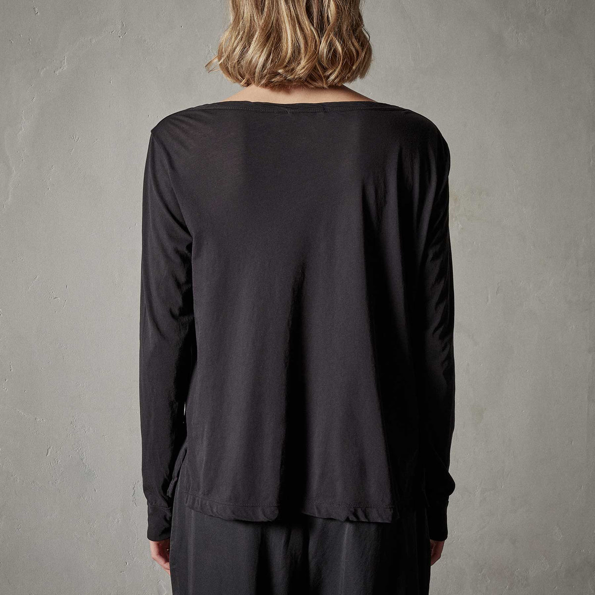 Cove Tee in Black | James Perse Los Angeles