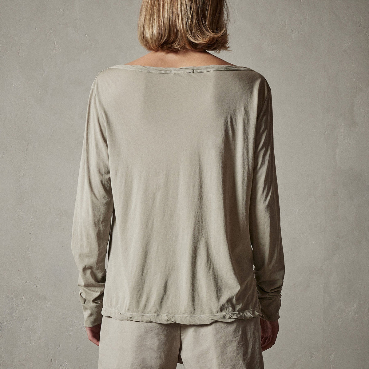Cove Tee in Mineral Pigment | James Perse Los Angeles