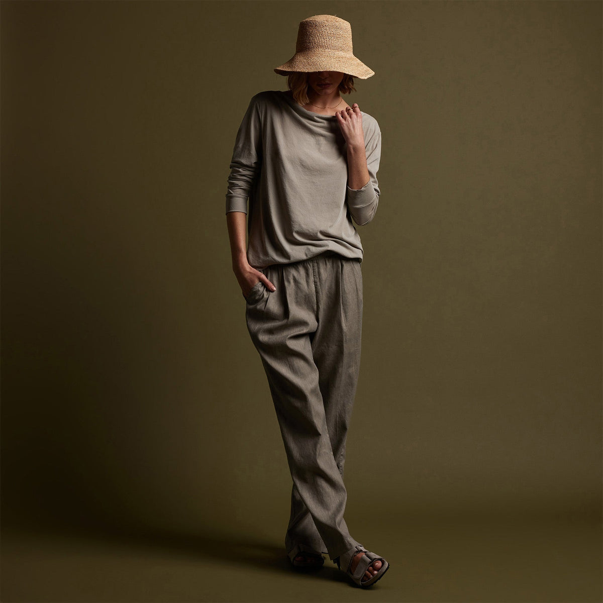 Cove Tee in Mineral Pigment | James Perse Los Angeles