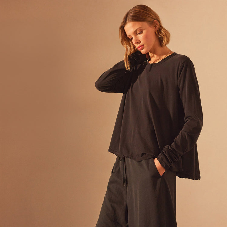 High Gauge Fresca Long Sleeve Baby Doll Tee in Black | James Perse Los Angeles