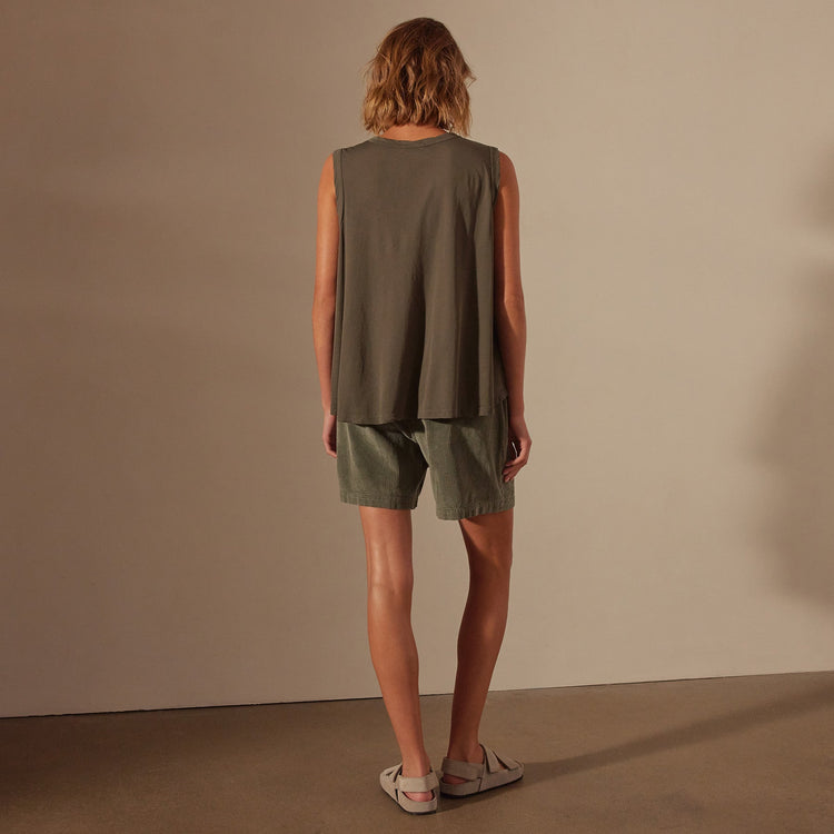 Fine Gauge A Line tank in Palm | James Perse Los Angeles
