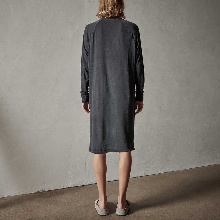 Relaxed Raglan Dress in Magma Pigment | James Perse Los Angeles
