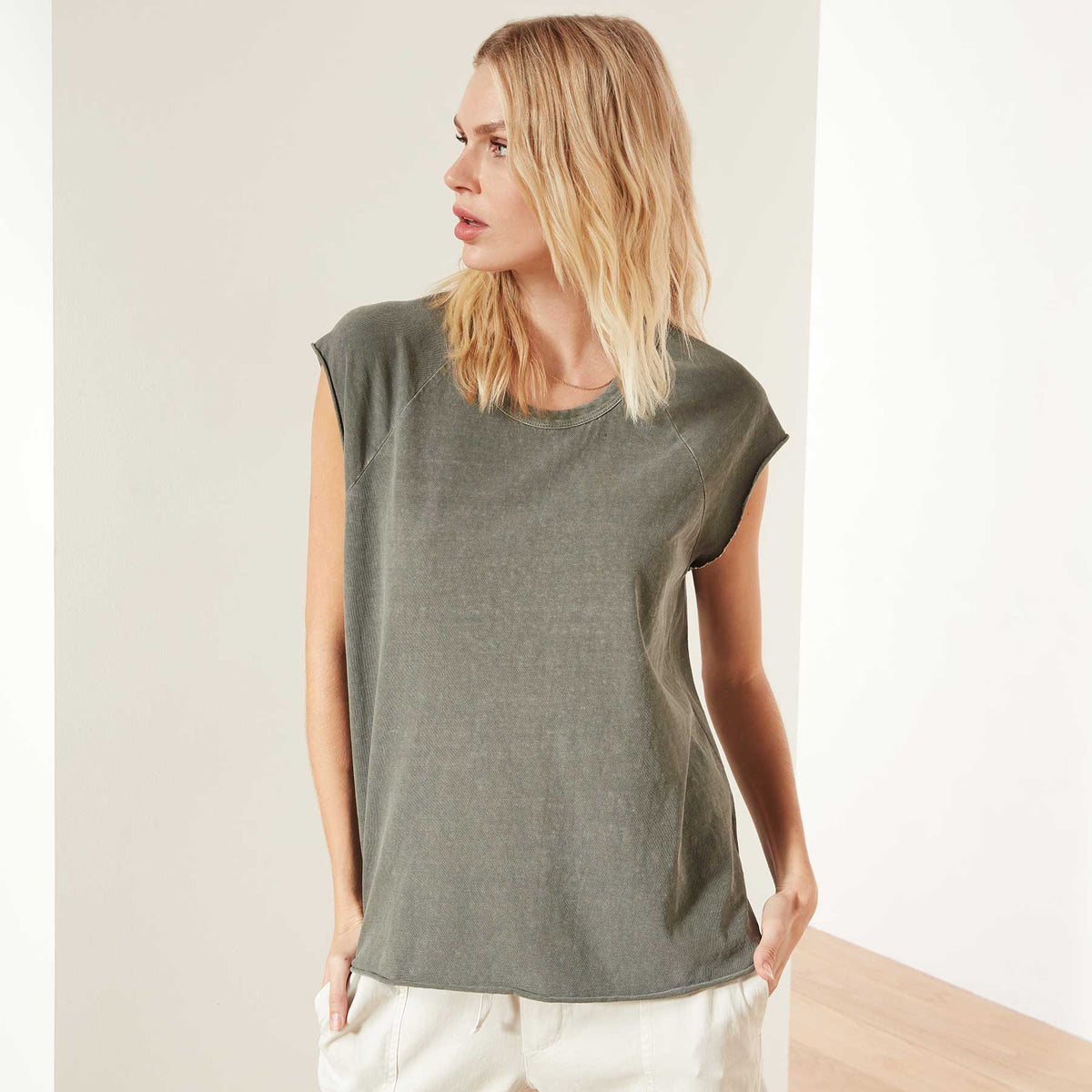 High Twist Jersey Shell Tank - Signet Pigment | James Perse Los Angeles