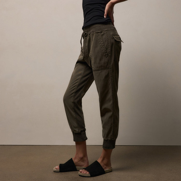 Mixed Media Pant in Army Green Pigment | James Perse Los Angeles
