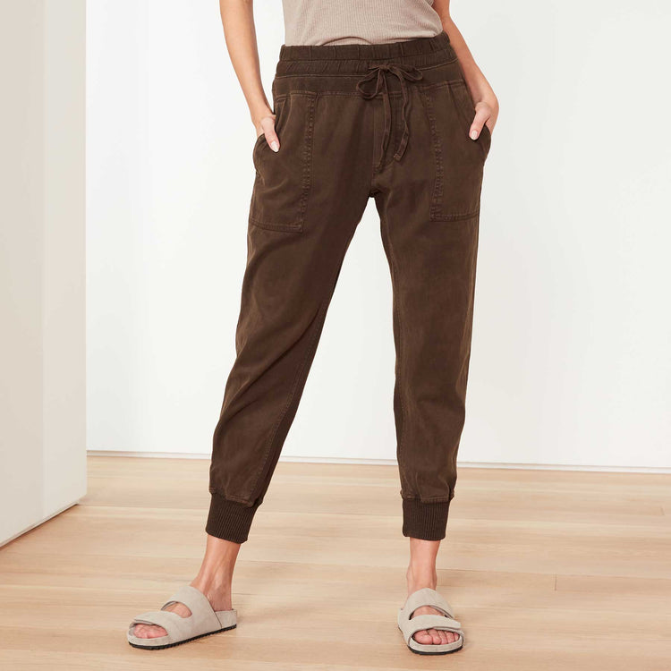 Mixed Media Pant in Black Olive Pigment | James Perse Los Angeles