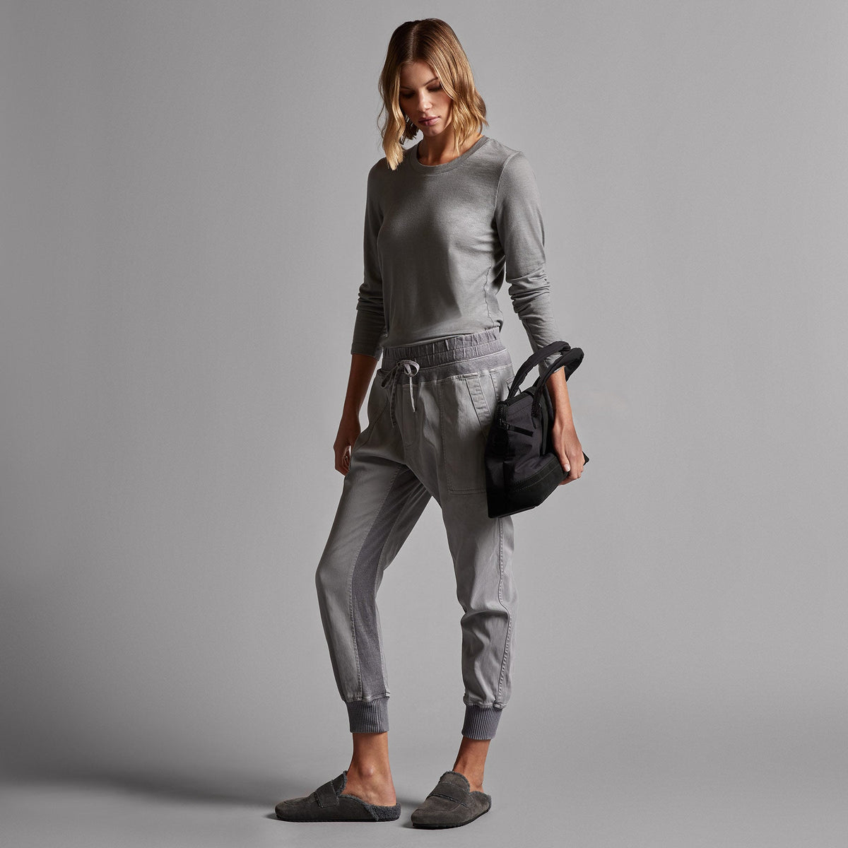 Mixed Media Pant in Breeze Pigment | James Perse Los Angeles