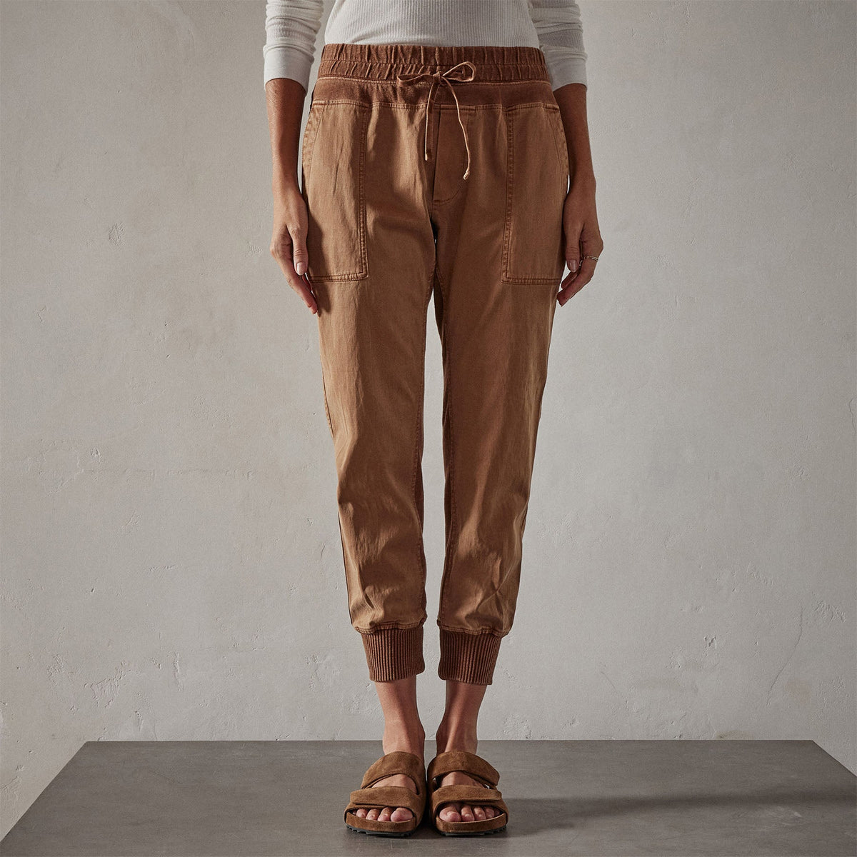 Mixed Media Pant in Copper Pigment | James Perse Los Angeles