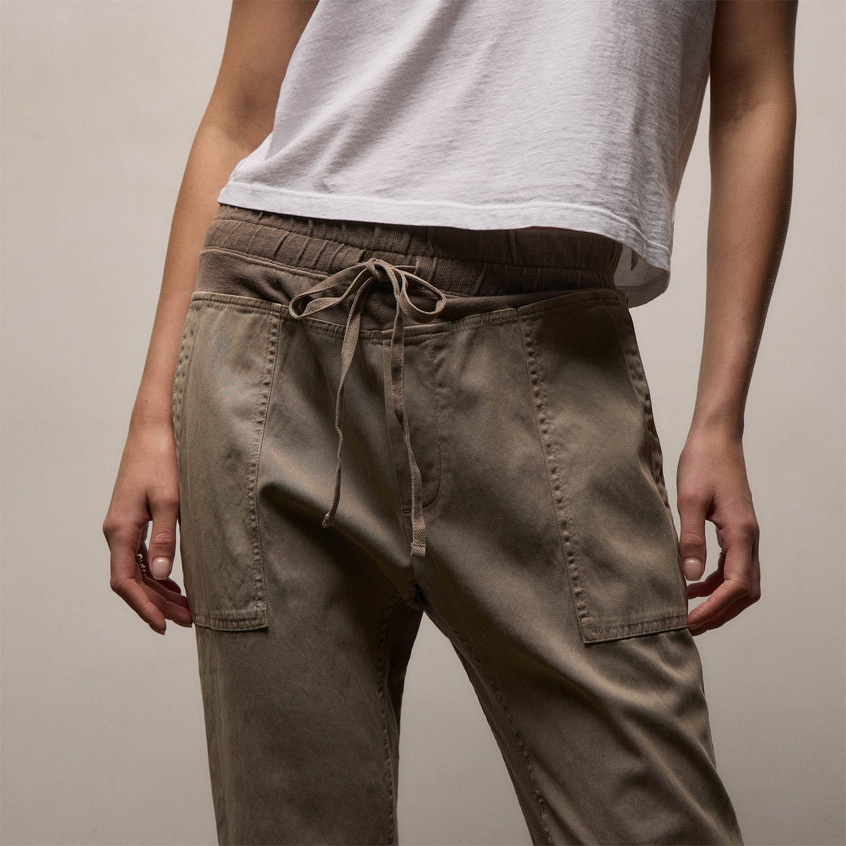 Mixed Media Pant in Coyote | James Perse Los Angeles