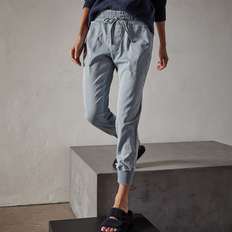 Mixed Media Pant in Ocean Mist Pigment | James Perse Los Angeles