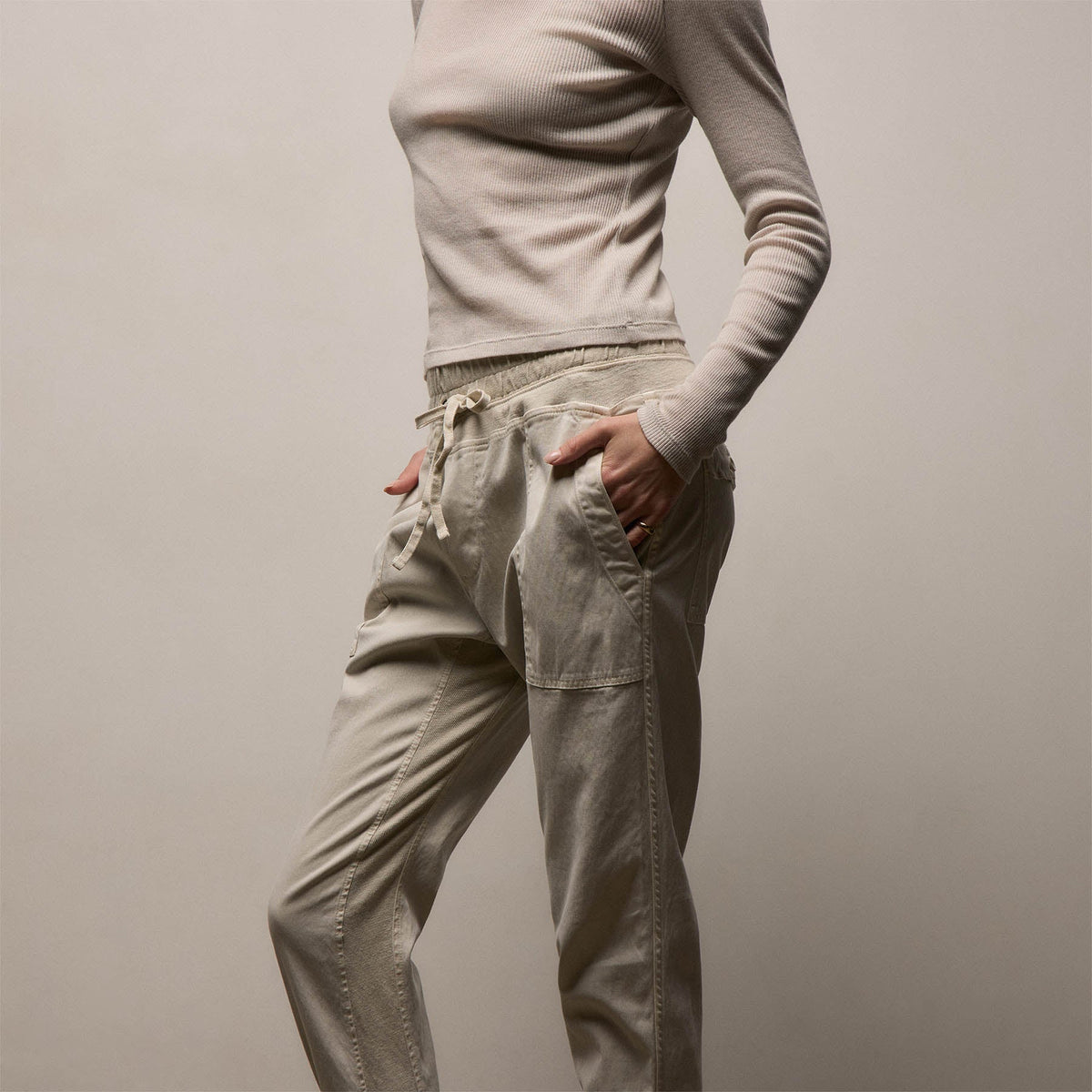 Mixed Media Pant in Talc | James Perse Los Angeles