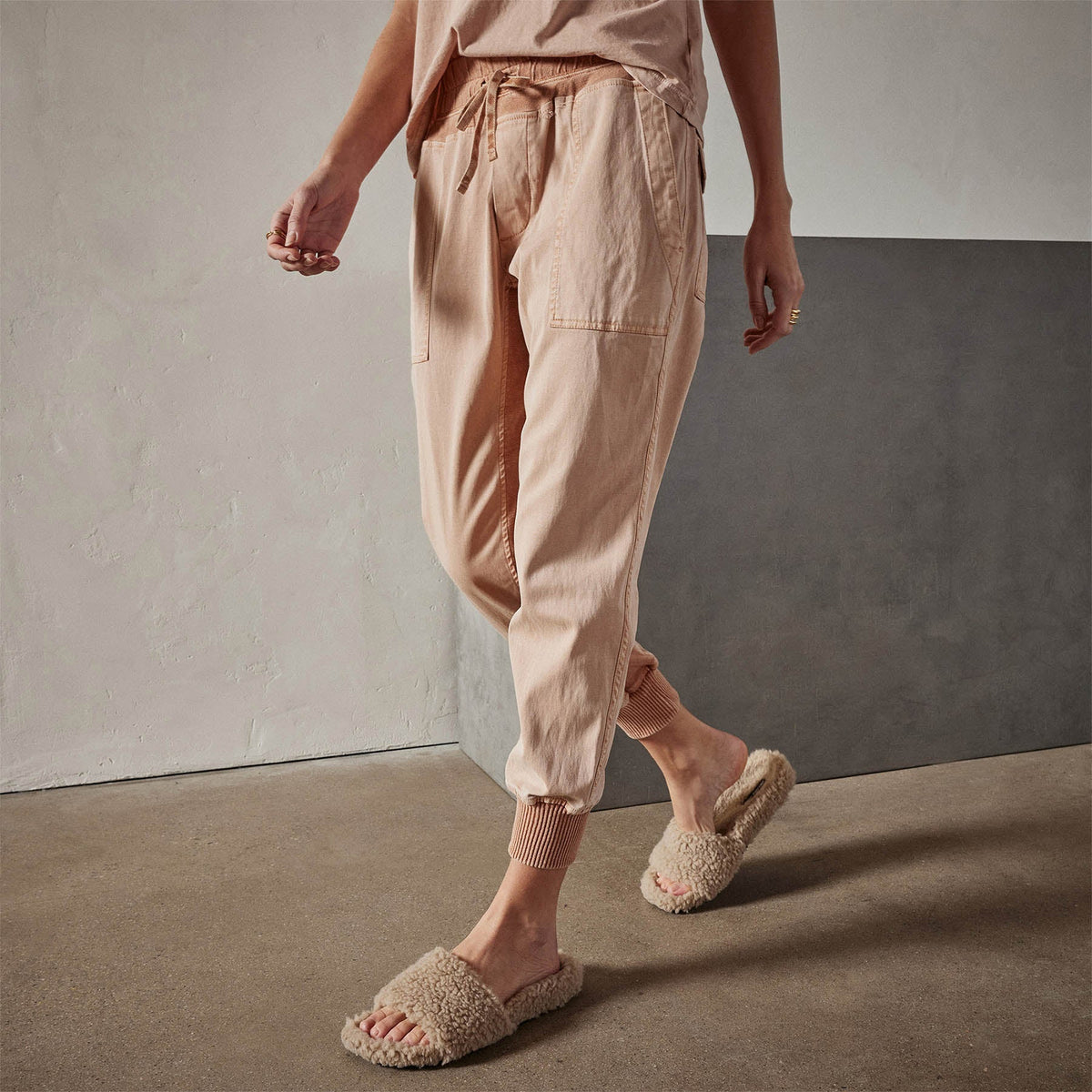 Mixed Media Pant in White Peach Pigment | James Perse Los Angeles