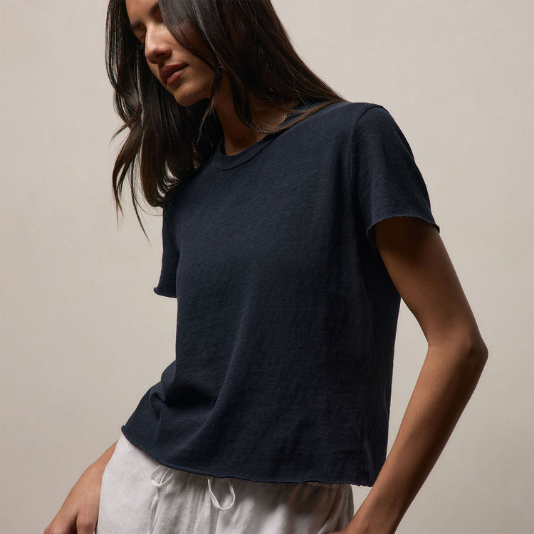 Slub Jersey Shrunken Tee in Classic Navy | James Perse Los Angeles