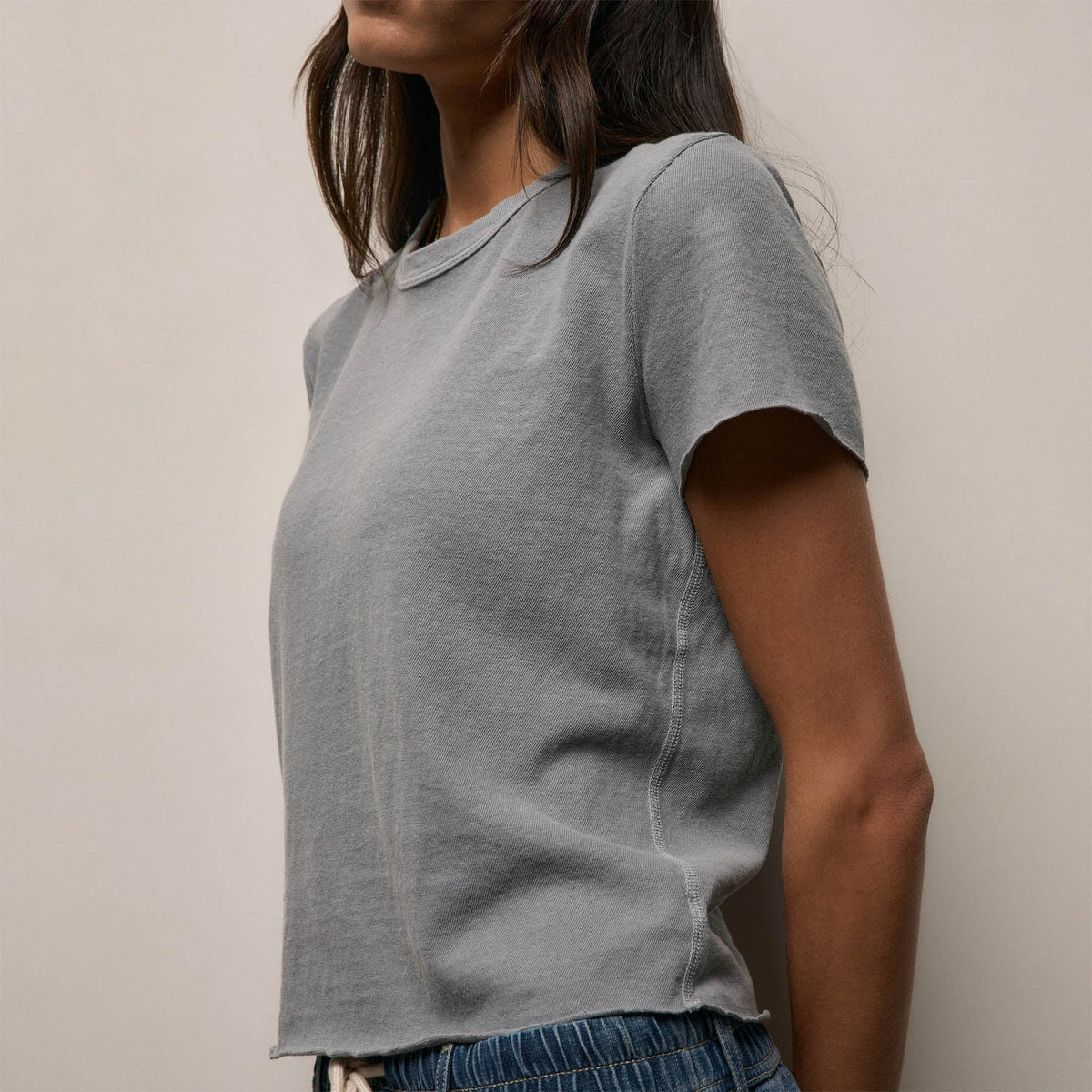 Slub Jersey Shrunken Tee in Ore Pigment | James Perse Los Angeles