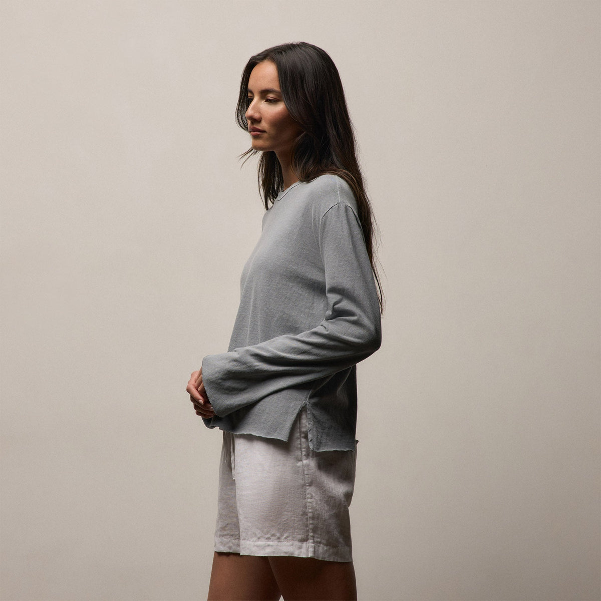 Slub Jersey Long Sleeve Tee in Ore Pigment | James Perse Los Angeles