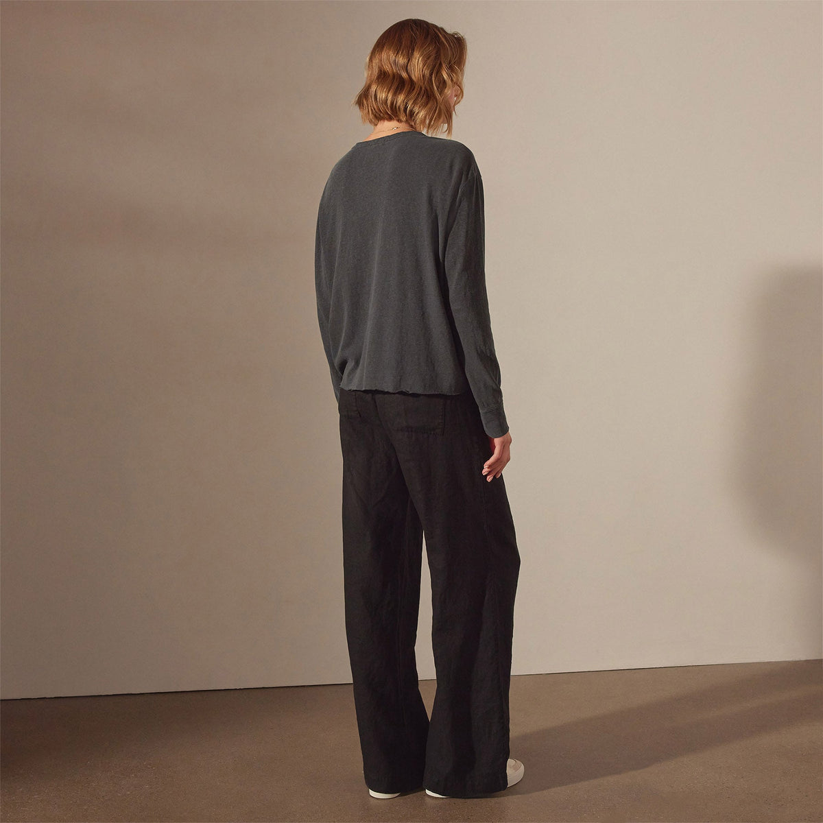 Long Sleeve Boxy Slub Top in Magma Pigment | James Perse Los Angeles