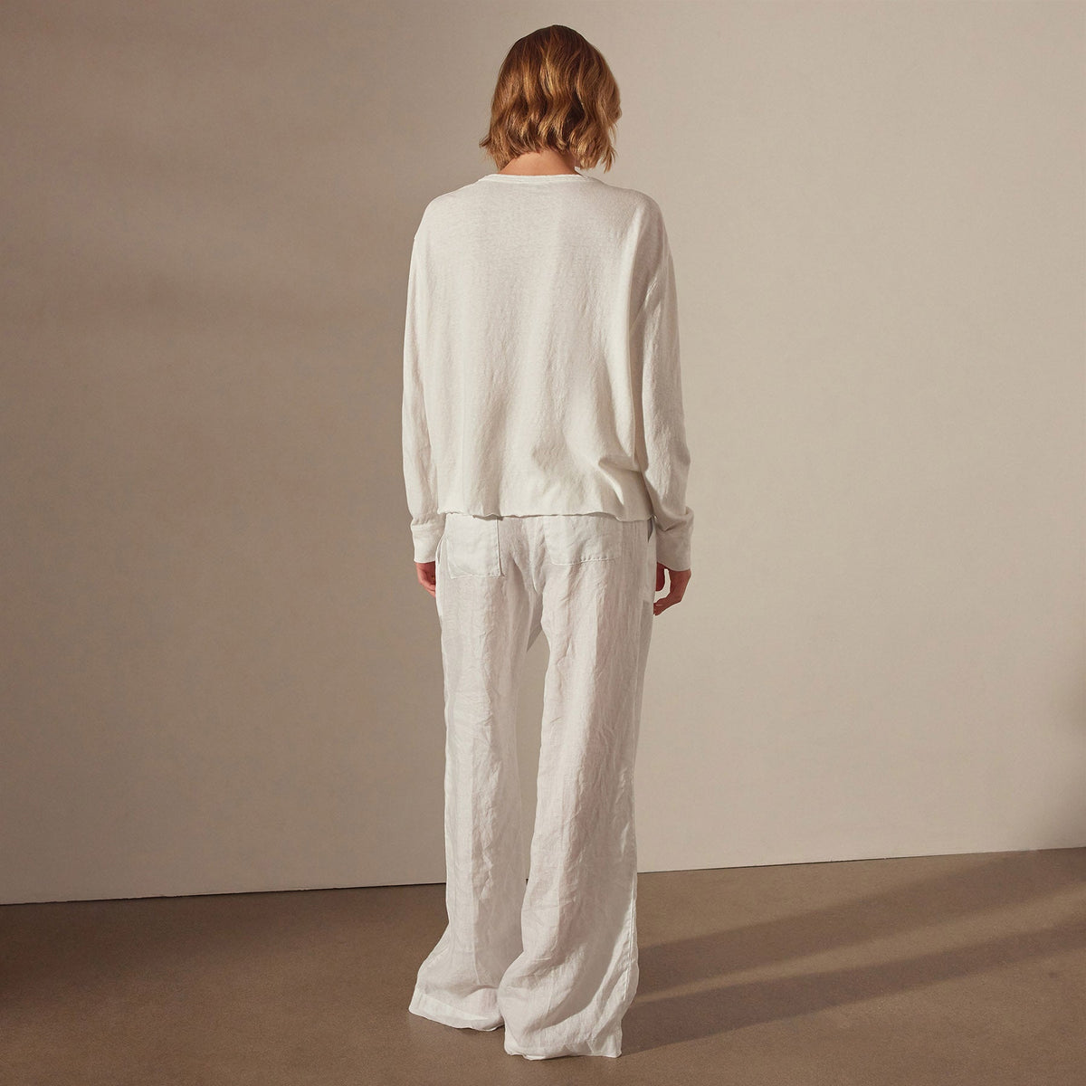Long Sleeve Boxy Slub Top in White | James Perse Los Angeles