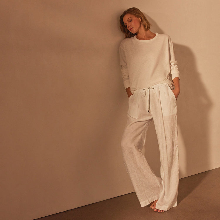 Long Sleeve Boxy Slub Top in White | James Perse Los Angeles