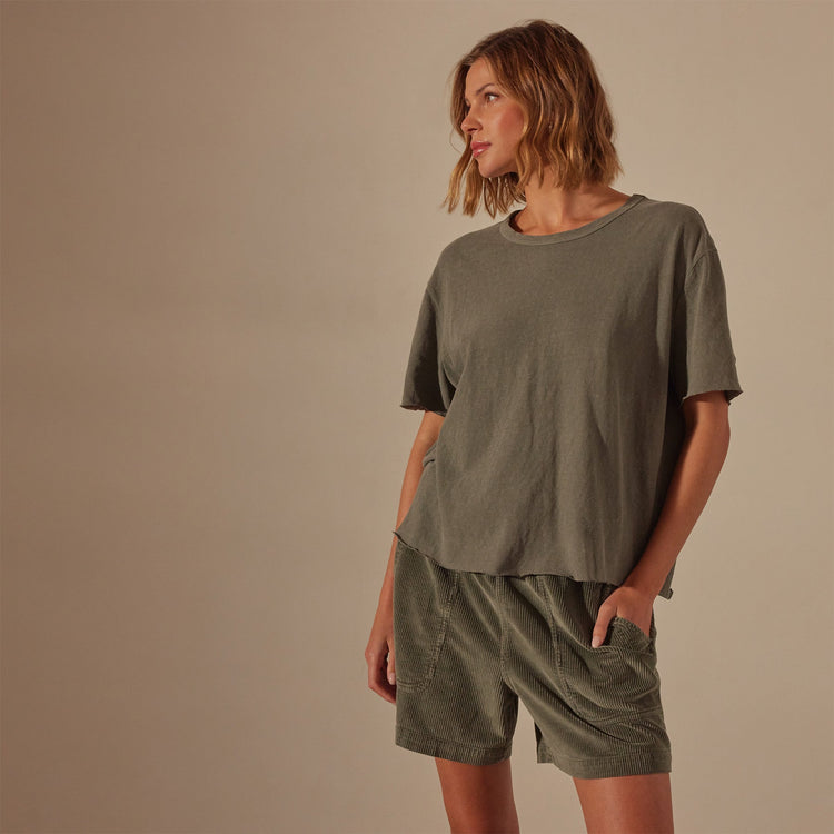 Natural Slub Boxy Short Sleeve Tee in Palm Pigment | James Perse Los Angeles