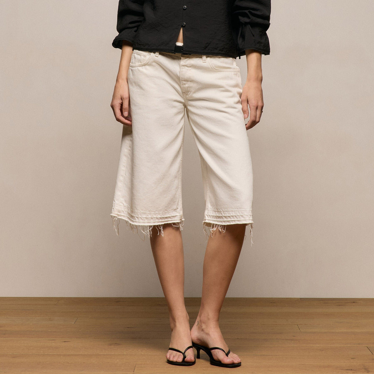Relaxed Jort in Coastal Cloud | James Perse Los Angeles