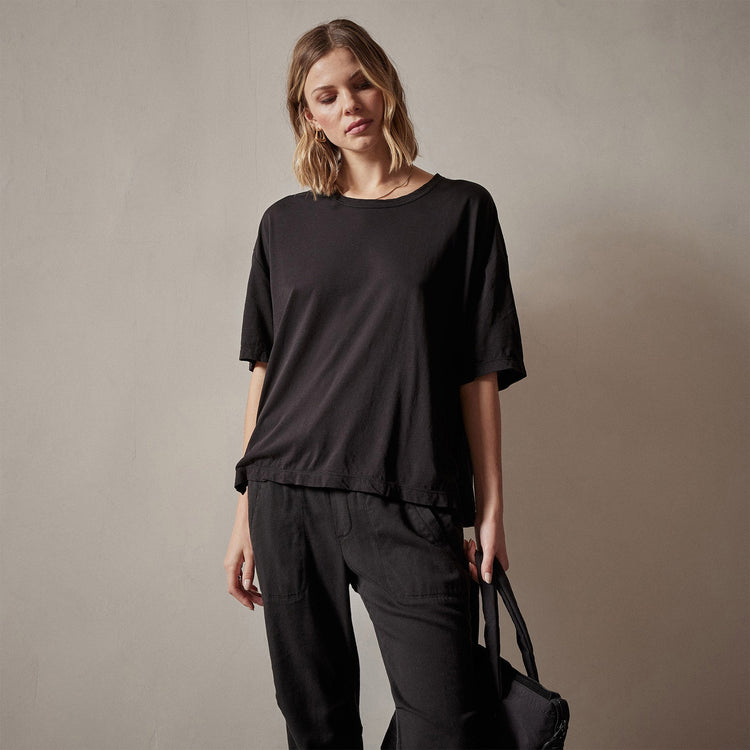 Oversized Boxy Tee in Black | James Perse Los Angeles