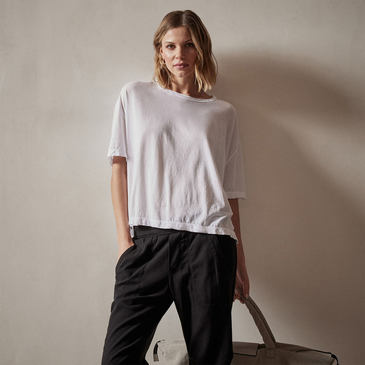 Oversized Boxy Tee in White | James Perse Los Angeles