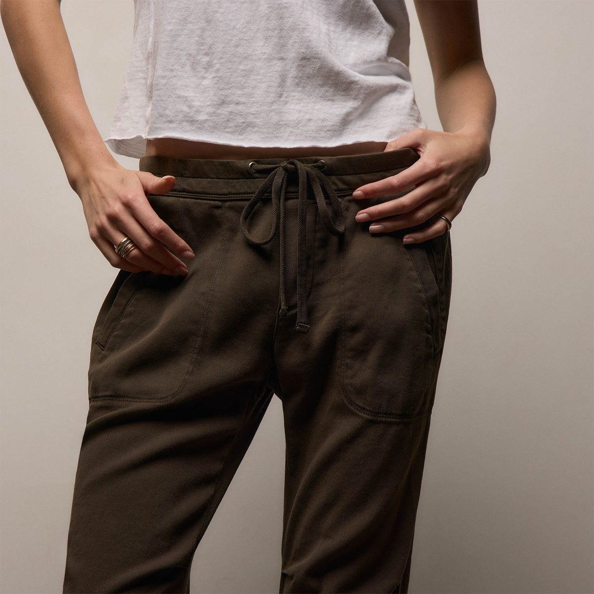Soft Drape Pant in Smoky Green Pigment | James Perse Los Angeles