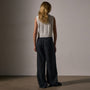 Lightweight Linen Elastic Pant in Black | James Perse Los Angeles