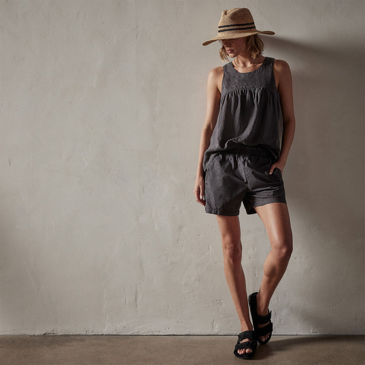 Gathered Linen Top in Magma Pigment | James Perse Los Angeles