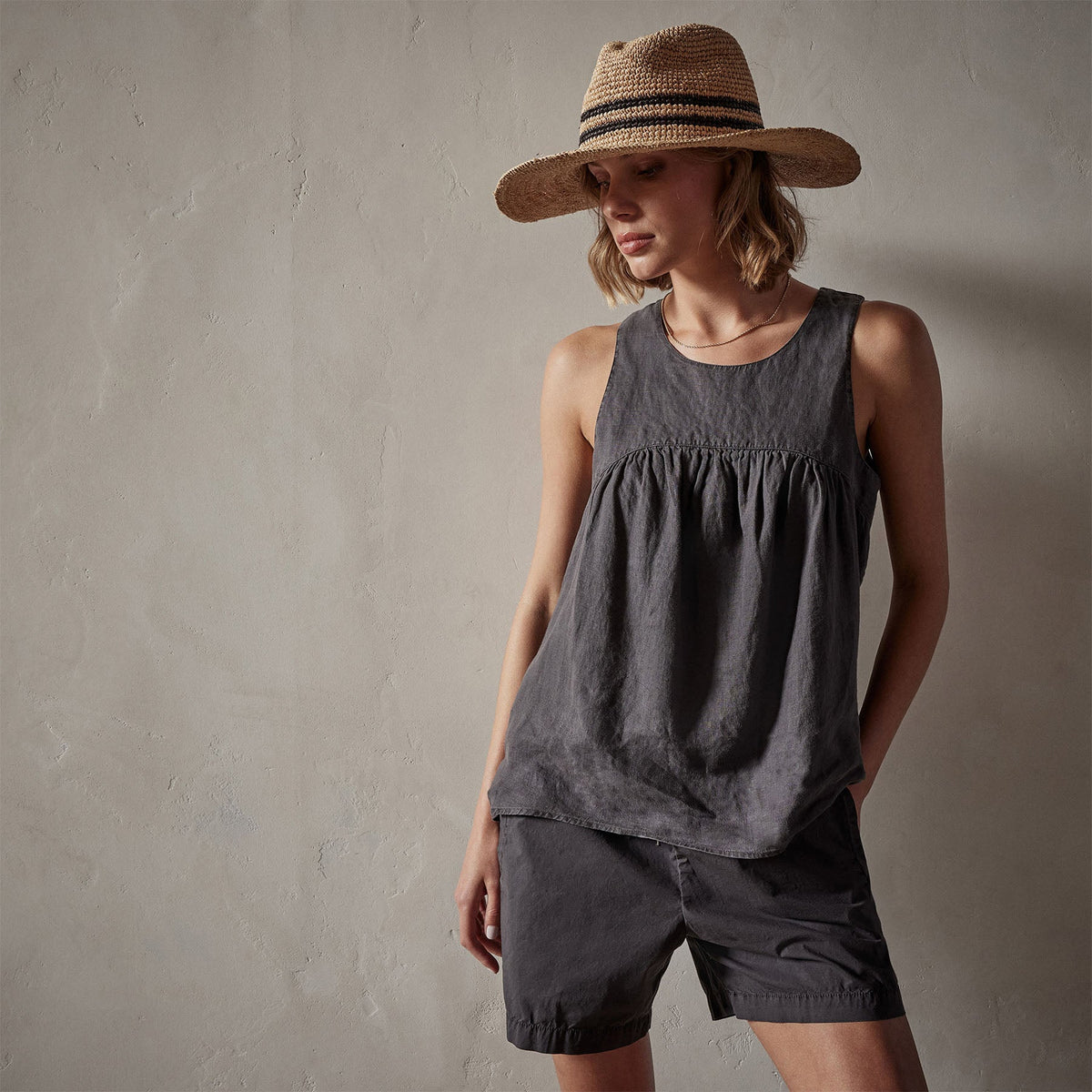 Gathered Linen Top in Magma Pigment | James Perse Los Angeles