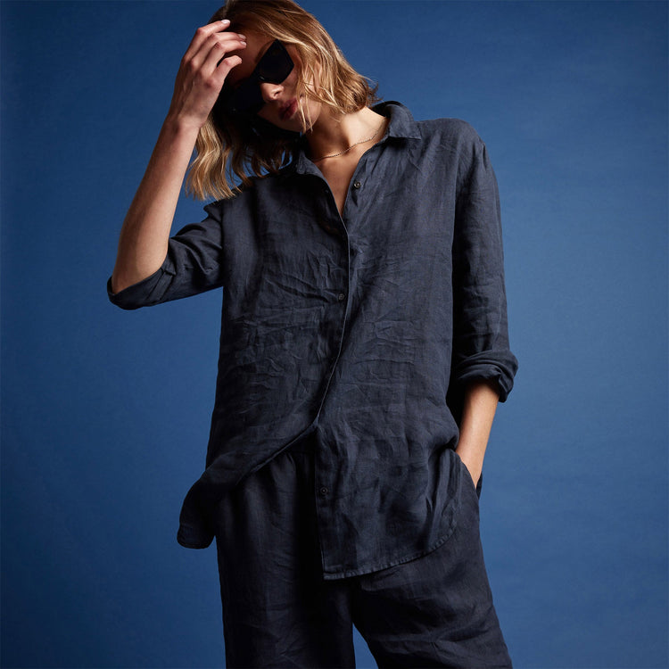 Lightweight Linen Shirt in Blue Oil | James Perse Los Angeles