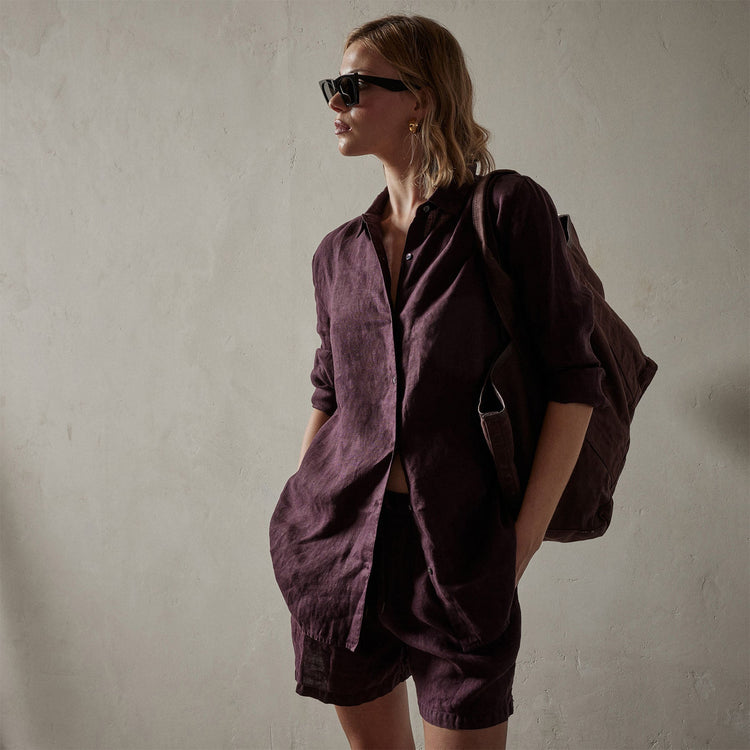 Lightweight Linen Shirt in Eggplant | James Perse Los Angeles