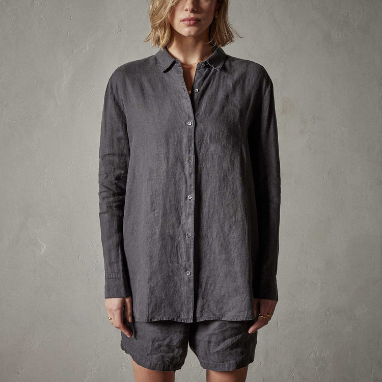 Lightweight Linen Shirt in Magma Pigment | James Perse Los Angeles