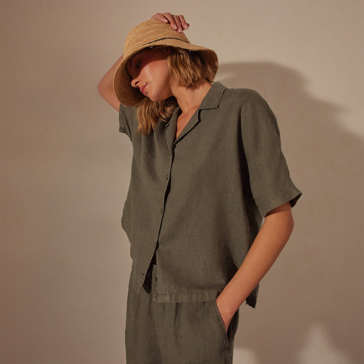 Cotton Linen Twill Boxy Fit Shirt in Palm Pigment | James Perse Los Angeles
