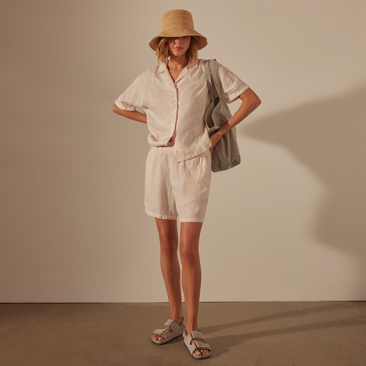Cotton Linen Twill Boxy Fit Shirt in Zephyr Pigment | James Perse Los Angeles