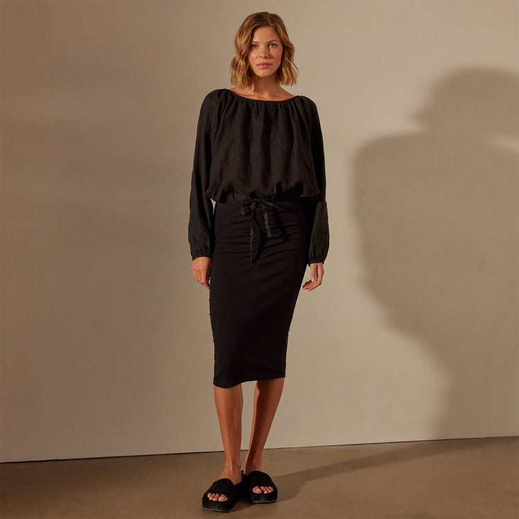 Linen Gathered Blouse in Black | James Perse Los Angeles