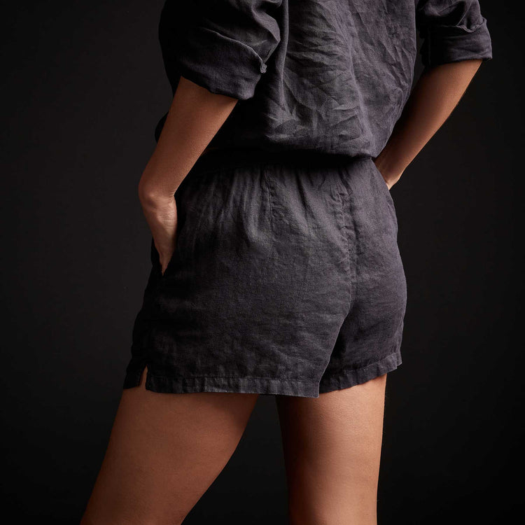 Lightweight Linen Short - French Navy Pigment | James Perse Los Angeles