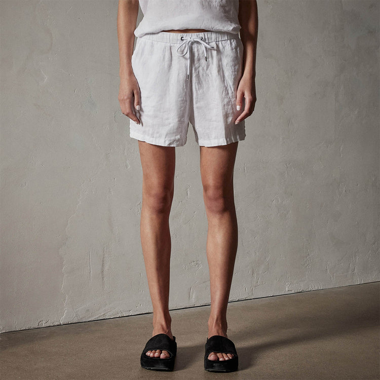 Lightweight Linen Short in White | James Perse Los Angeles