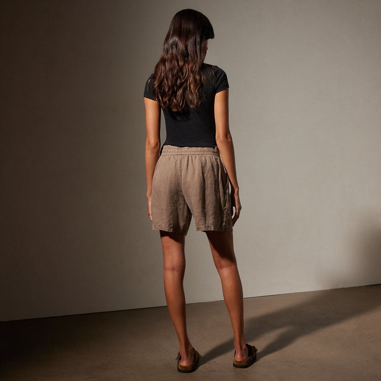 Relaxed Fit Linen Short in Cargo Pigment | James Perse Los Angeles