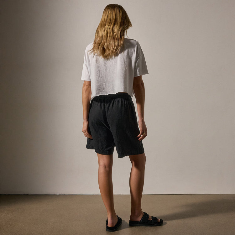 Lightwight Linen Culotte Short in Black | James Perse Los Angeles