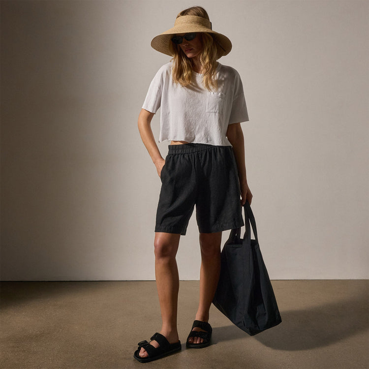 Lightwight Linen Culotte Short in Black | James Perse Los Angeles
