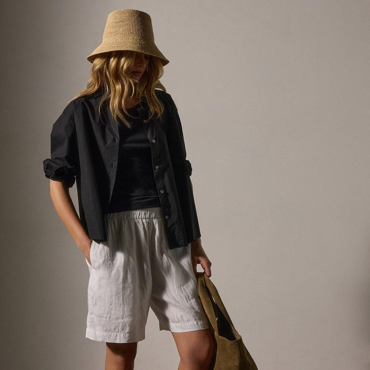 Lightwight Linen Culotte Short in White | James Perse Los Angeles