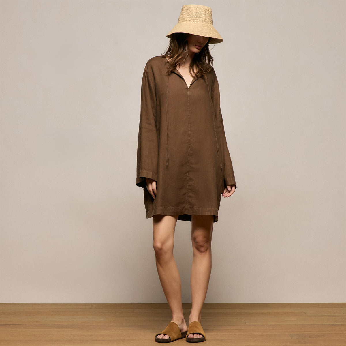 Lightweight Linen Tunic Dress in Cocoa Pigment | James Perse Los Angeles